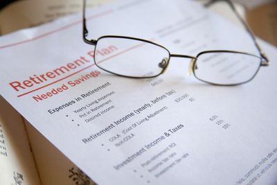 Latinos' retirement savings lag far behind those of Whites in Massachusetts, study finds