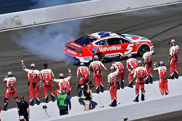 NASCAR Cup Sonoma: Pit strategy propels Larson to third win of the season