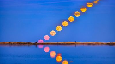 How to photograph the full moon this weekend