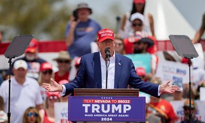 Trump vows to ‘drill, baby, drill’ despite rally attendees wilting in extreme heat