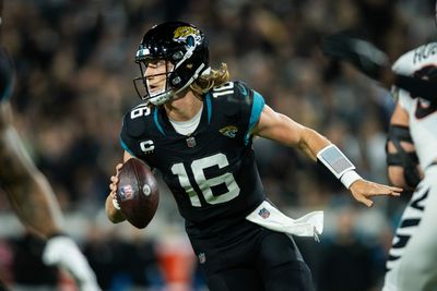 Jaguars’ Trevor Lawrence ranks top 30 in 2023-24 NFL jersey sales