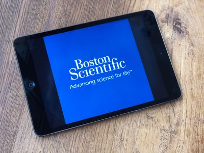 Is Boston Scientific Stock Outperforming the S&P 500?