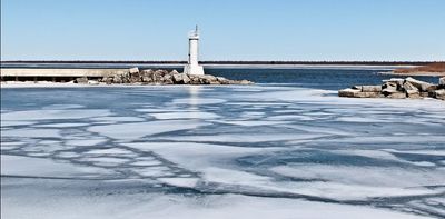 Losing winter ice is changing the Great Lakes food web – here’s how light is shaping life underwater