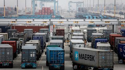 Dockworker strike could threaten your holiday shopping