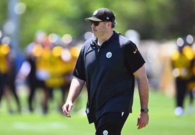 Steelers OC Arthur Smith dances around question of team’s need at wide receiver