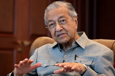 Malaysia’s Mahathir denies corruption, says most of his money ‘now gone’