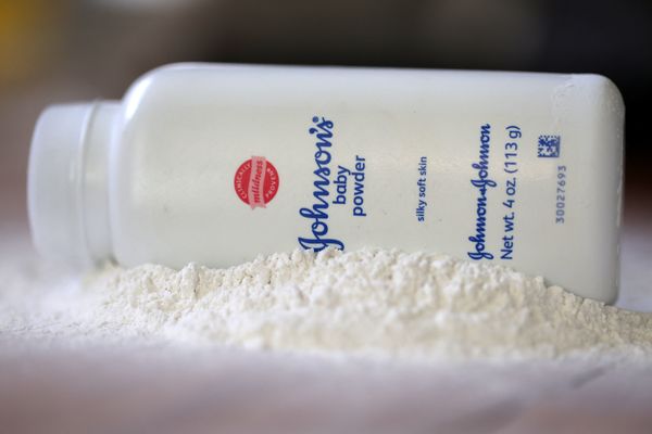 Johnson & Johnson to pay $700m to settle claims it misled consumers
