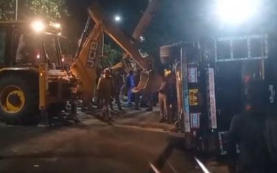 Uttar Pradesh: Sand-laden truck overturns on hut killing 8 of a family
