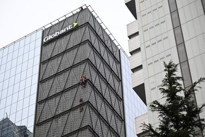 Police arrest daredevil in Argentina jersey for attempting to climb 30-storey skyscraper without ropes