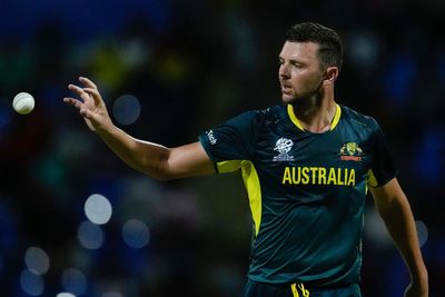 Getting England out of the World Cup is in Australia’s best interest – Josh Hazlewood