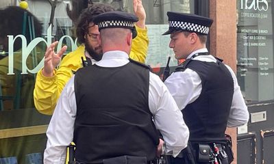 Met police ‘using human rights laws to block trooping the colour protest’