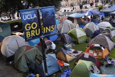 Police Thwart Pro-Palestinian Encampment At UCLA Demonstration