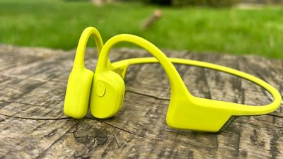 Suunto Sonic review: comfortable bone conduction headphones for the outdoors