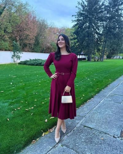 Bianca Andreescu Radiates Elegance In Maroon Dress