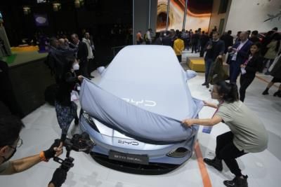 China-EU Trade War Threatens Automotive And Luxury Markets