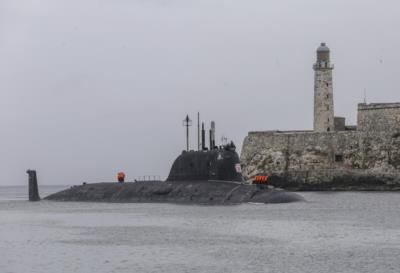 U.S. Navy Submarine Arrives In Guantanamo Amid Russian Drills