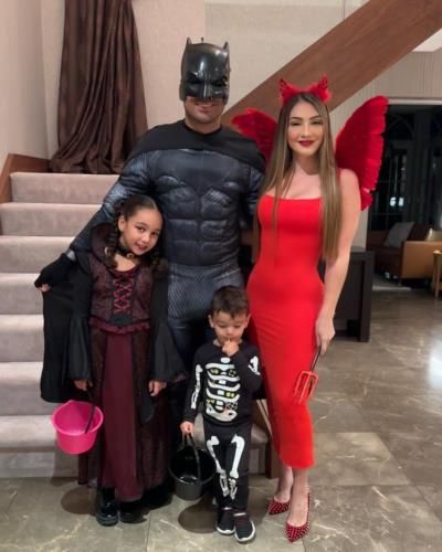 Casemiro's Family Halloween Celebration: A Spooktacular Gathering