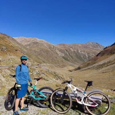 Annemiek Van Vleuten's Cycling Adventure With Friends At Hotel Sporting