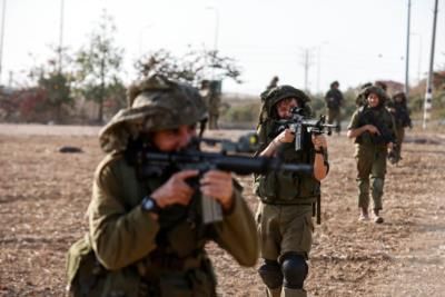 Israeli Soldiers Use Rare Catapult On Lebanon Border