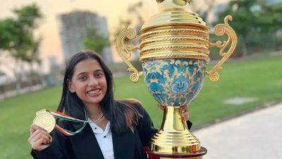 Nagpur’s chess queen Divya Deshmukh now World’s best aims to become a Grandmaster