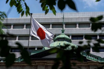 Asian Markets, Yen Drop Ahead Of Key Bank Of Japan Decision