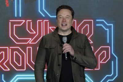 Shareholders Approve Elon's $56B Pay But He Won't Get The Money Just Yet - Here's Why