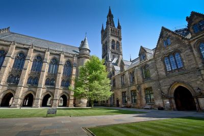 Hundreds of Glasgow University staff urge management to divest from arms trade