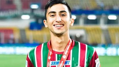 Chennaiyin FC sign Kiyan Nassiri from Mohun Bagan