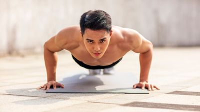 I tried this 10-minute push-up challenge — here’s what happened