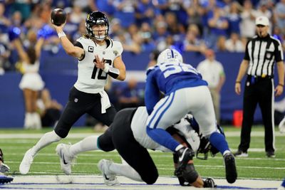 Colts division rival Jaguars agree to extension with QB Trevor Lawrence