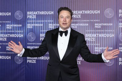 Analysts reset Tesla stock outlooks after Musk’s $56 billion win
