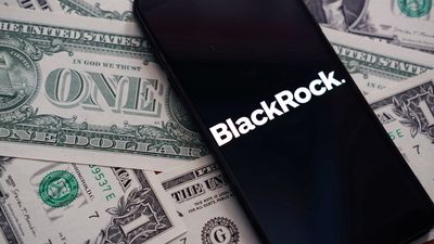 Blackrock Stock: Is BLK Underperforming the Financial Sector?