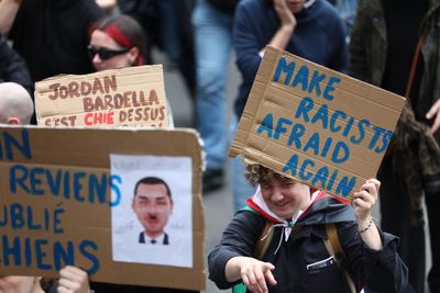 Hundreds of thousands in France protest far right ahead of snap elections