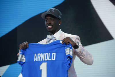 Video shows the Lions had to outbid the Cardinals to land the trade up in 1st round