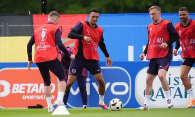 Alexander-Arnold can be special in England’s midfield, insists Southgate