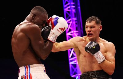 Chris Billam-Smith says experience was the key in avenging Richard Riakporhe loss