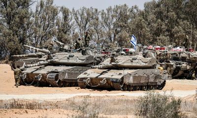 UK ‘morally incoherent’ for sending arms to Israel and aid to Gaza, says Oxfam chief