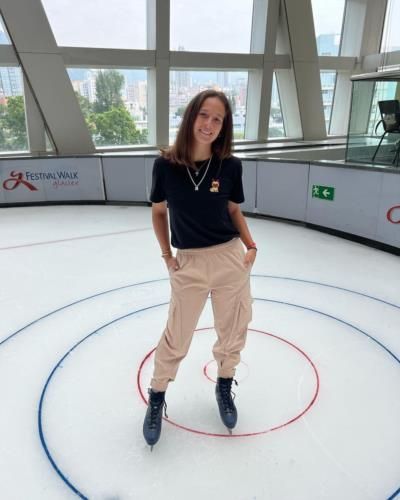 Daria Kasatkina Radiates Effortless Style In Black And Nude Outfit