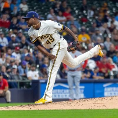 Julio Teheran Shines With Pitching Skills In Baseball Match