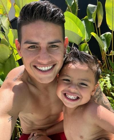 James Rodríguez And Son Share Heartwarming Shirtless Moment