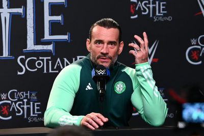 WWE star trolls Rangers-daft Drew McIntyre by wearing Celtic top