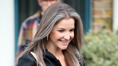 Helen Skelton's chic high street wool blend jacket is exactly what we need for unpredictable June weather