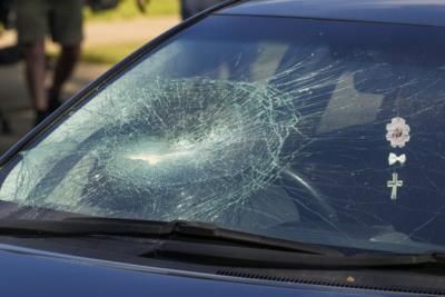 Seattle Bikini Espresso Shop Owner Defends Smashing Customer's Windshield