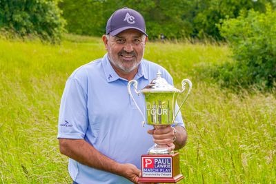 Angel Cabrera wins for the first time since release from prison