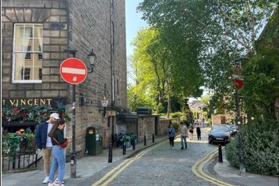 Residents of Edinburgh's 'Instagram Alley' feeling effects of mass tourism