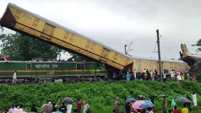 Kanchanjunga Express collides with goods train in West Bengal; 5 dead, many injured: Officials