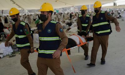 At least 14 pilgrims die during hajj pilgrimage amid soaring temperatures
