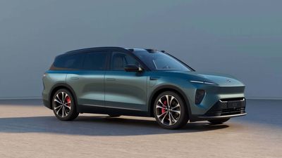 Nio EL8 Is A Luxurious Six-Seater Electric SUV For Europe