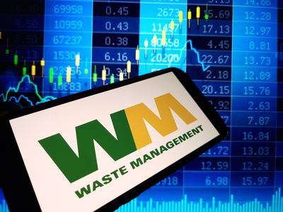 Waste Management Stock: Is WM Outperforming the Industrial Sector?