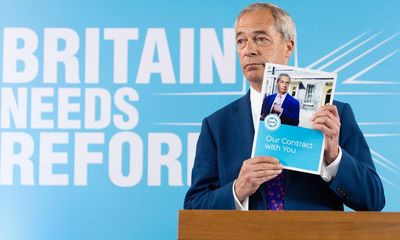 Farage unveils Reform UK’s £140bn pledges that economists say ‘do not add up’